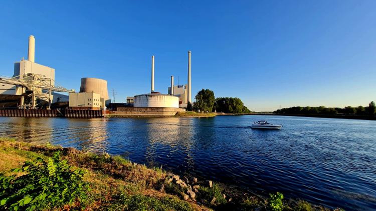 Beeindruckend: ein Rundgang im Rheinhafen Karlsruhe